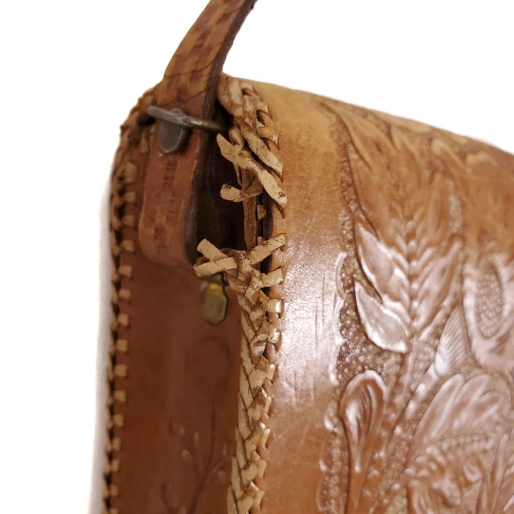 Vintage Artisan Handtooled Leather Bag - Picture 3 of 9